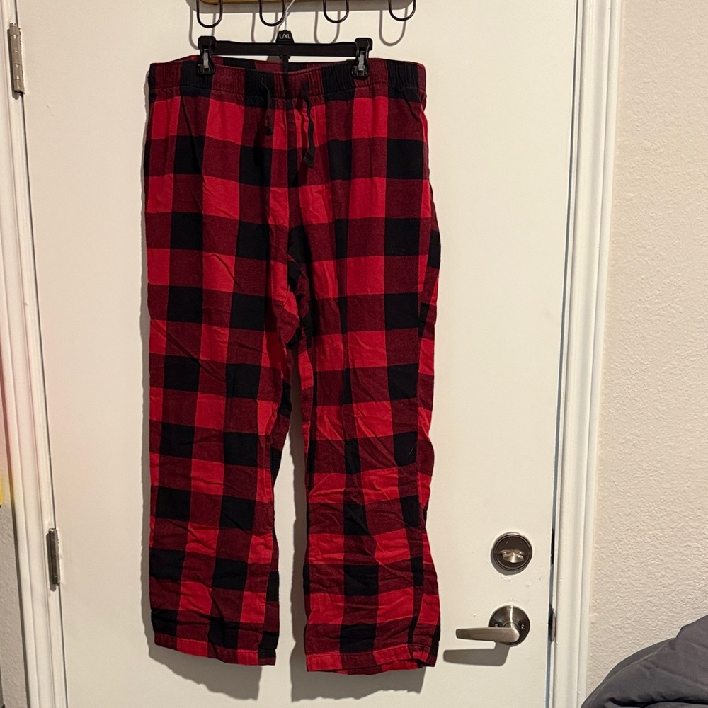 Old Navy Red and Black Plaid Pajama Pants